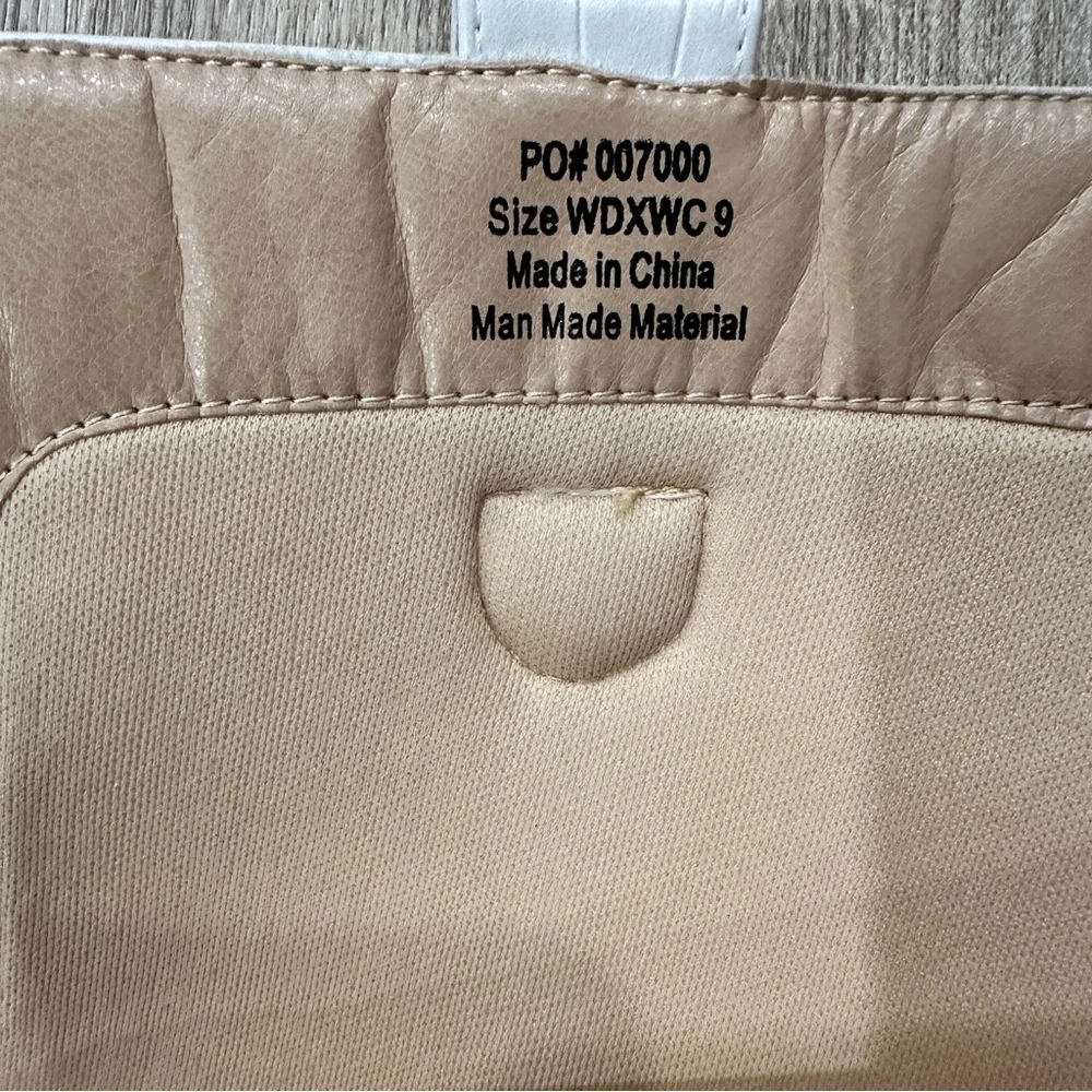 Journee Collection White Heeled Boots - Picture 9 of 10